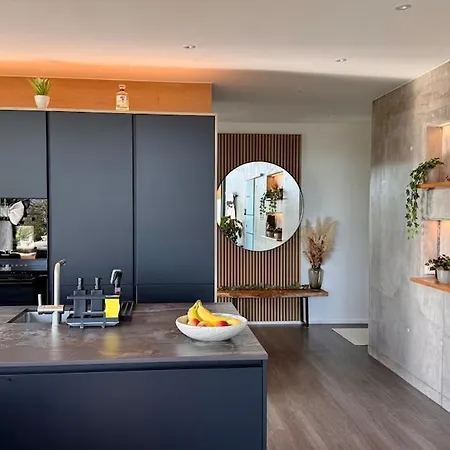 Modern Luxury *