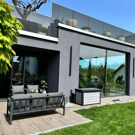 Modern Luxury *