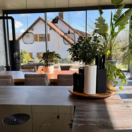 Modern Luxury *
